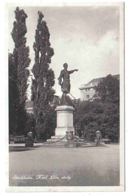 69   Stockholm. Karl XIIs staty.