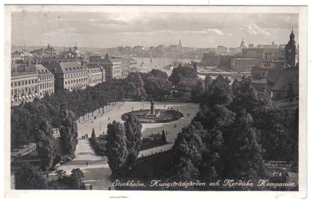 174   Stockholm. Kungsträdgården och Nordiska Kompaniet.
