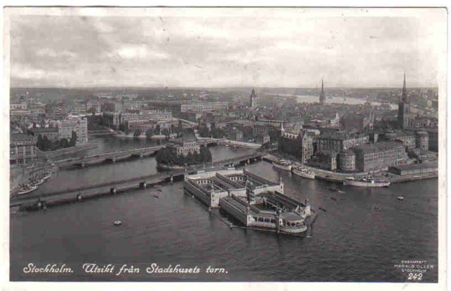 242   Stockholm. Utsikt från Stadshusets torn.